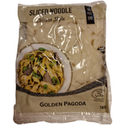 Sliced Noodle Chinese Style Golden Pagoda (180g.)