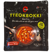 Garlic Tteokbokki Rice Cakes with Red Chili and Garlic Sauce O'food ( 260g.)